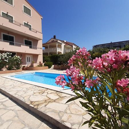 Apartments Lara & Luka Задар Экстерьер фото