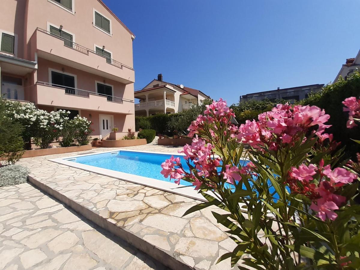 Apartments Lara & Luka Задар Экстерьер фото