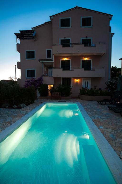 Apartments Lara & Luka Задар Экстерьер фото