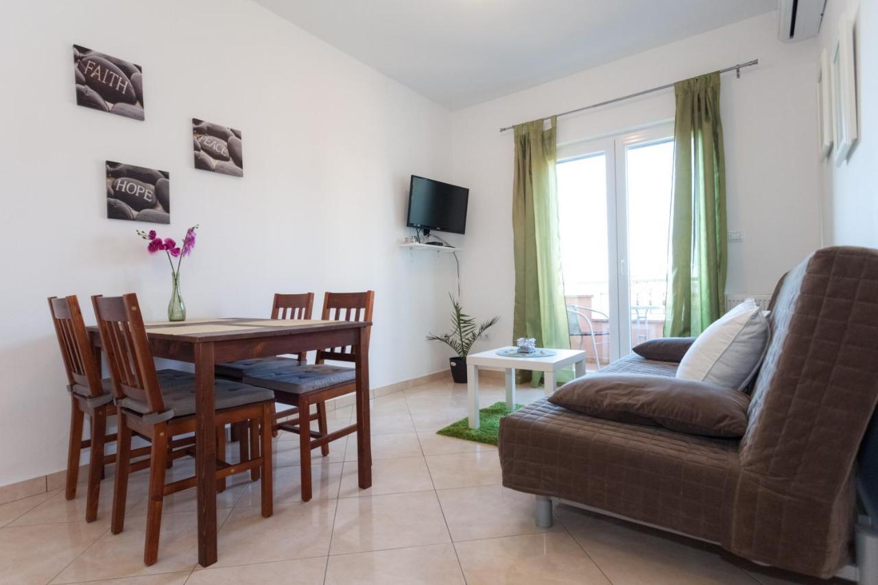 Apartments Lara & Luka Задар Экстерьер фото